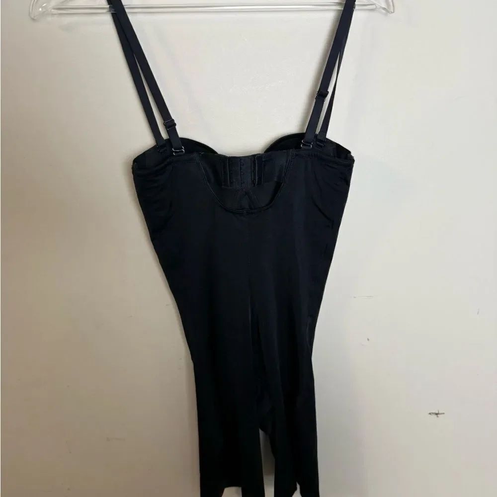SPANX SPANXshape Suit Your Fancy Strapless Cupped Mid-Thigh Bodysuit Black Small